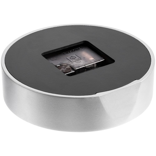 Часы настольные Bronco XXS Sparky, серебристые фото 4 Часы настольные Bronco XXS Sparky, серебристые фото 4