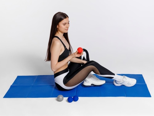 Массажный мяч для MФР Relaxify, красный фото 2