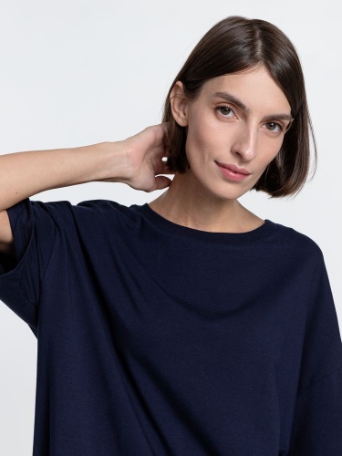 Футболка унисекс оверсайз Crosstown, темно-синяя фото 6 Футболка унисекс оверсайз Crosstown, темно-синяя фото 6