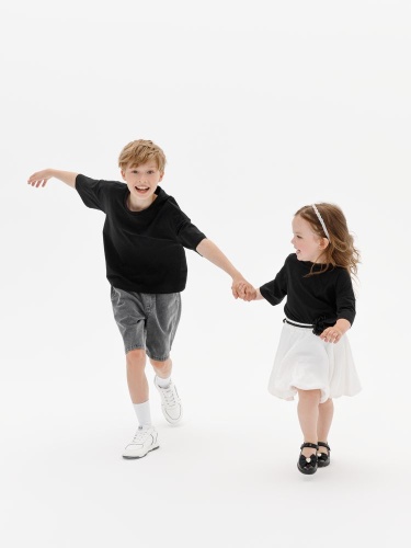 Футболка детская оверсайз Teezer, черная фото 3 Футболка детская оверсайз Teezer, черная фото 3