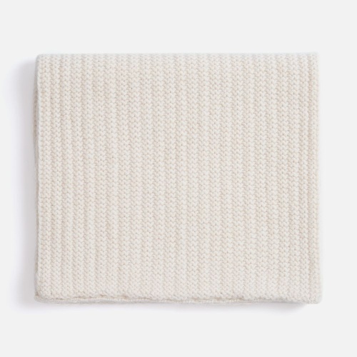 Шарф Frissonelle, жемчужно-белый Шарф Frissonelle, жемчужно-белый