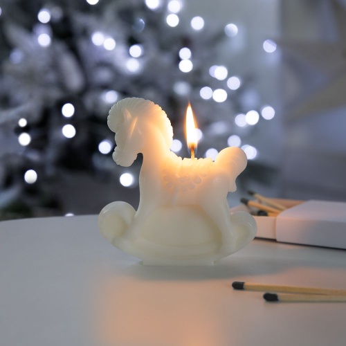 Свеча фигурная «Лошадка-качалка», белая фото 5 Свеча фигурная «Лошадка-качалка», белая фото 5