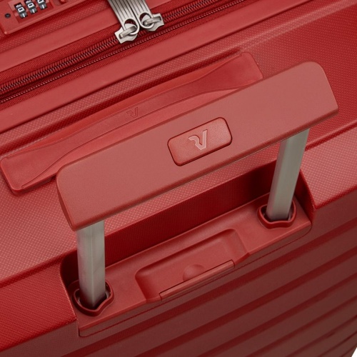 Чемодан Butterfly M, красный фото 4 Чемодан Butterfly M, красный фото 4