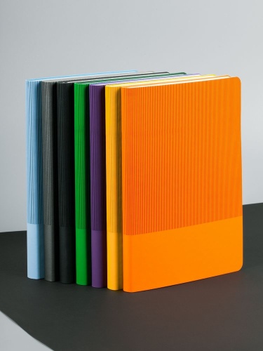 Ежедневник Vale, недатированный, фиолетовый фото 6 Ежедневник Vale, недатированный, фиолетовый фото 6