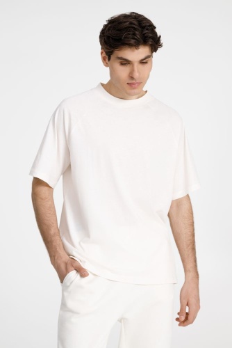 Футболка унисекс оверсайз T2, молочно-белая фото 2 Футболка унисекс оверсайз T2, молочно-белая фото 2