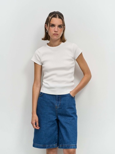 Футболка женская Sara, черная фото 5